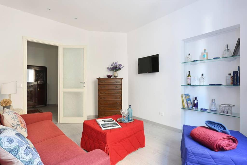 Miky'S Apartment Лука Екстериор снимка